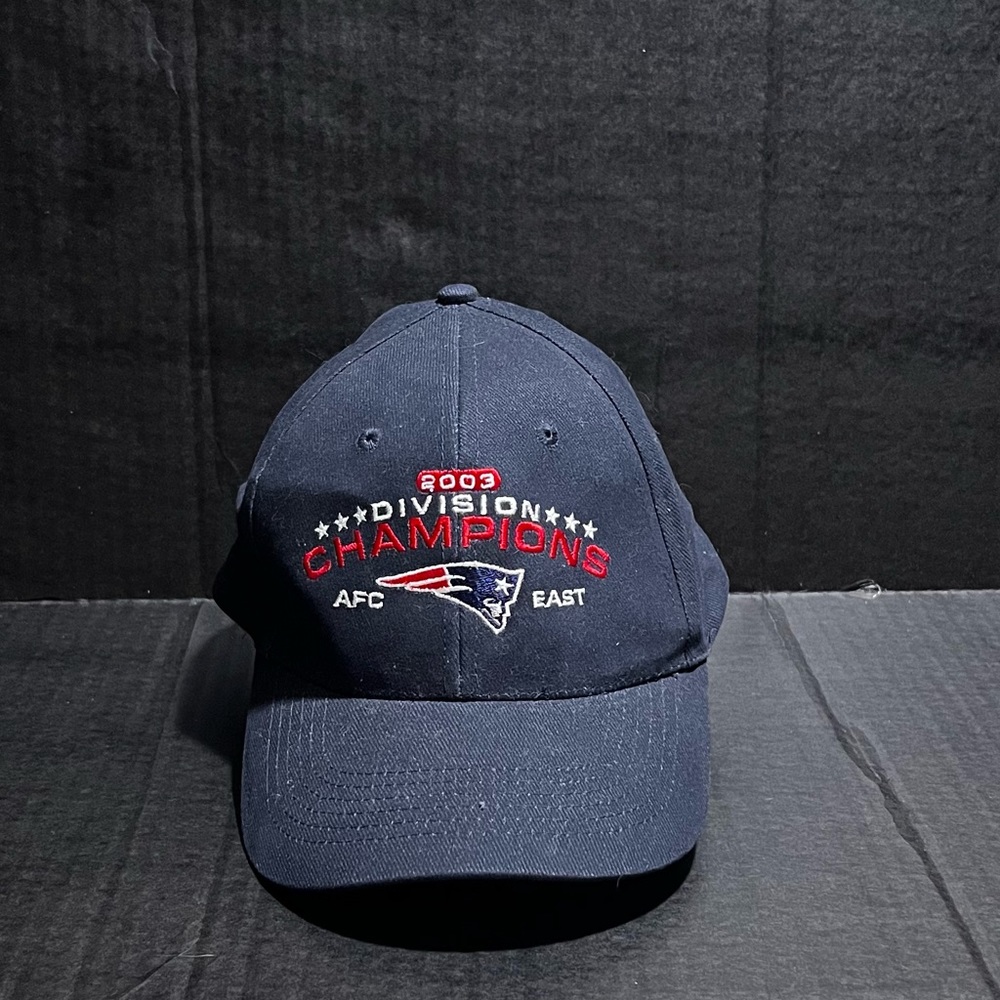 New England Patriots Hat Cap Mens Strapback Blue 2003 AFC Division Champions